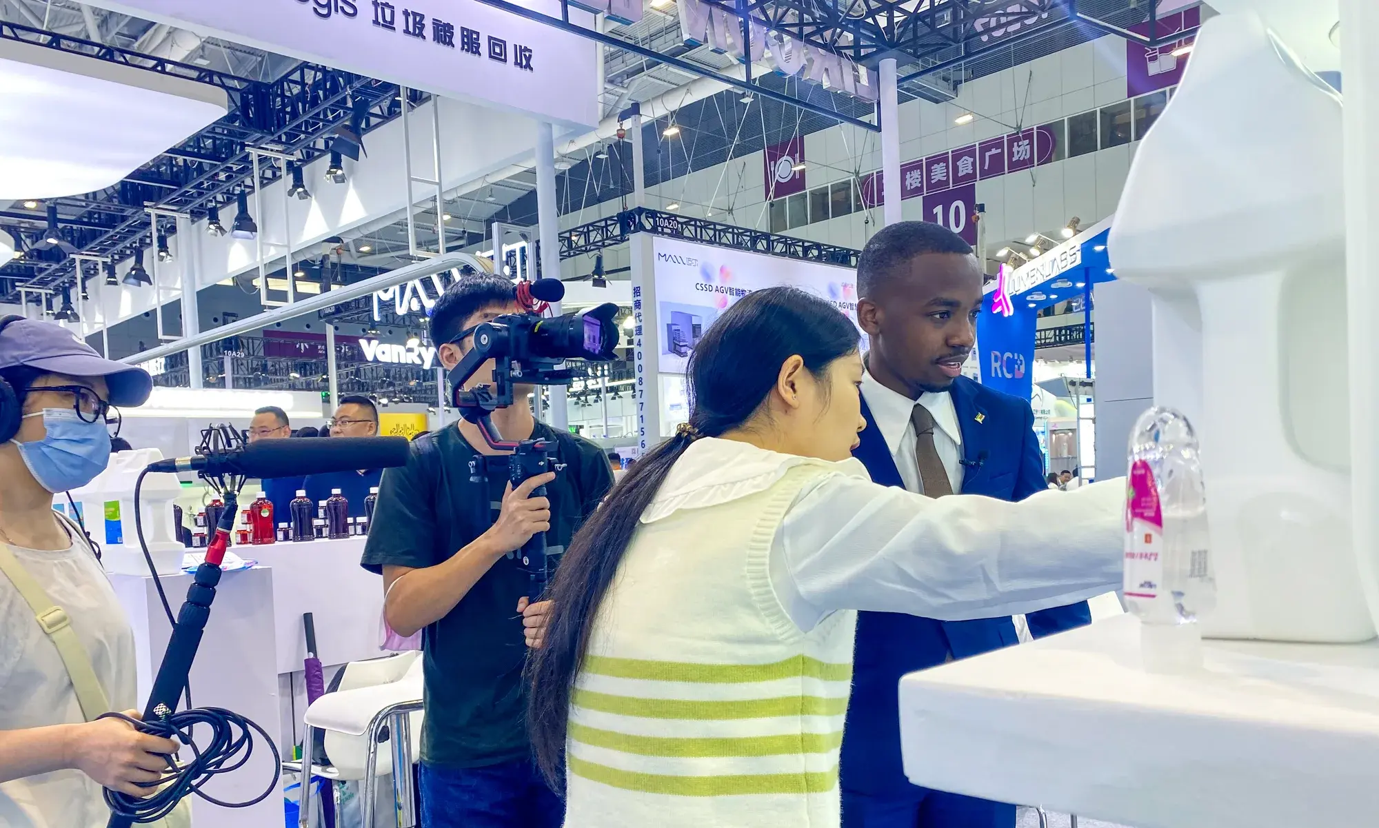 Supplier meeting in China